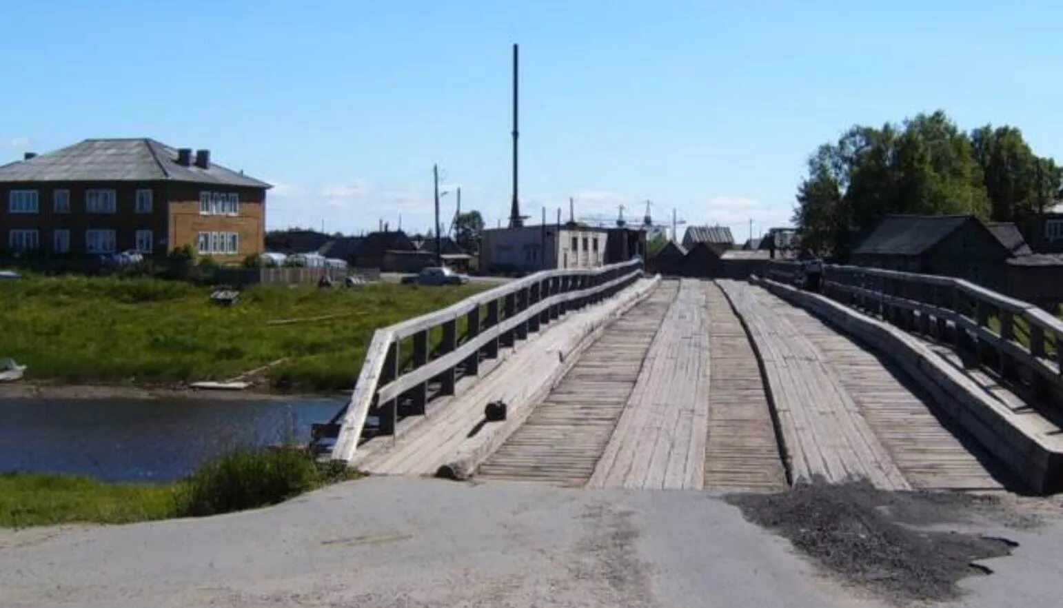 Порог село Архангельская область. С порог Онежский район Архангельская область. Село порог Онежского района. Деревня порог Онежский район.