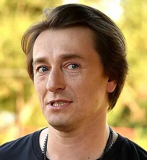 Лет сергею безрукову