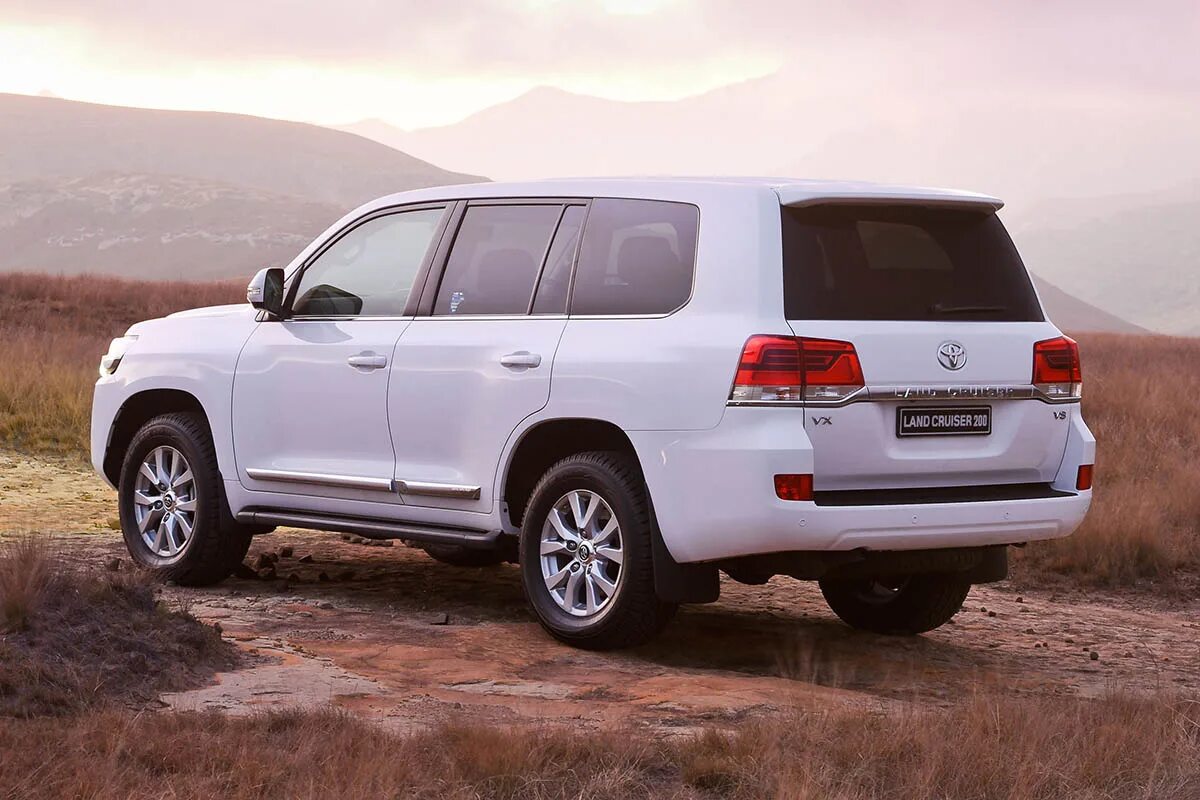 Toyota Land Cruiser 300. Land Cruiser 300 2022. Тойота Land Cruiser LC 300. Toyota Land Cruiser 2022.