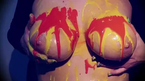 paint, t pain, big boobs, babe, Leaking paint on my boobies.