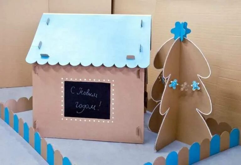 Рождественские поделки из картона. Новогодние поделки из картона. поделки из картонных коробок на новый год. поделка из картонной коробки на новый год. поделки из картона на новый год своими руками.