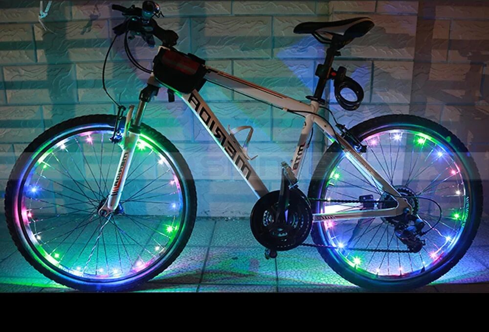Светящийся велосипед. Светодиодные для велосипеда. Подсветка колес велосипеда. Неоновая подсветка на велосипед. Светящиеся велосипед