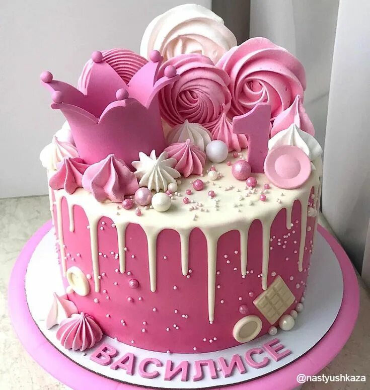 На год красивый торт девочке. Торт девочка. Красивые торты для девочек. Торт на 1 год девочке. Торт для девушки.