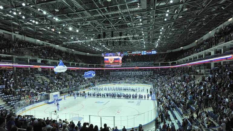 Мегаспорт москва хоккей. Мегаспорт ледовая Арена. Мегаспорт Арена хоккей. Дворец спорта Лужники ледовая Арена. Арена Мегаспорт Москва.
