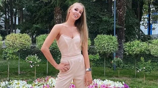 Гимнастка ангелина шкатова фото Гимнастка из Владимира привезла золотую медаль с соревнований в Италии