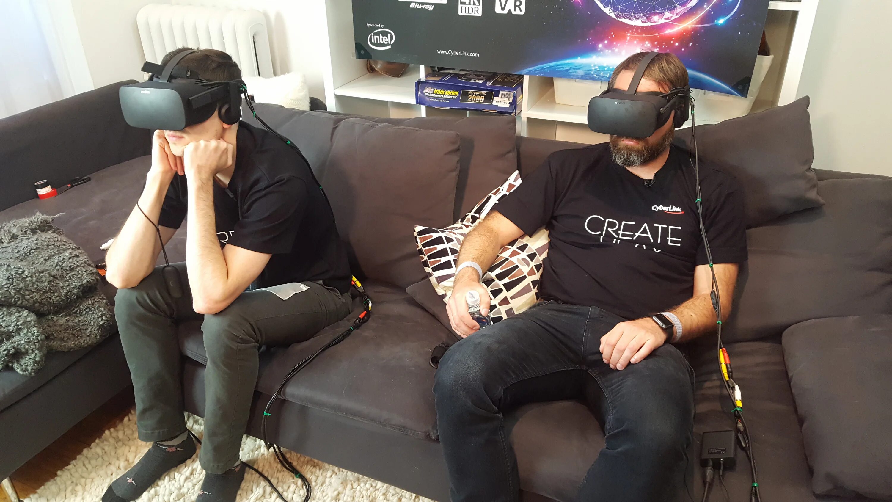 VR Lab Владивосток. VR марафон. Американцы в VR очках. VR блоггер кит. Провел 50 часов