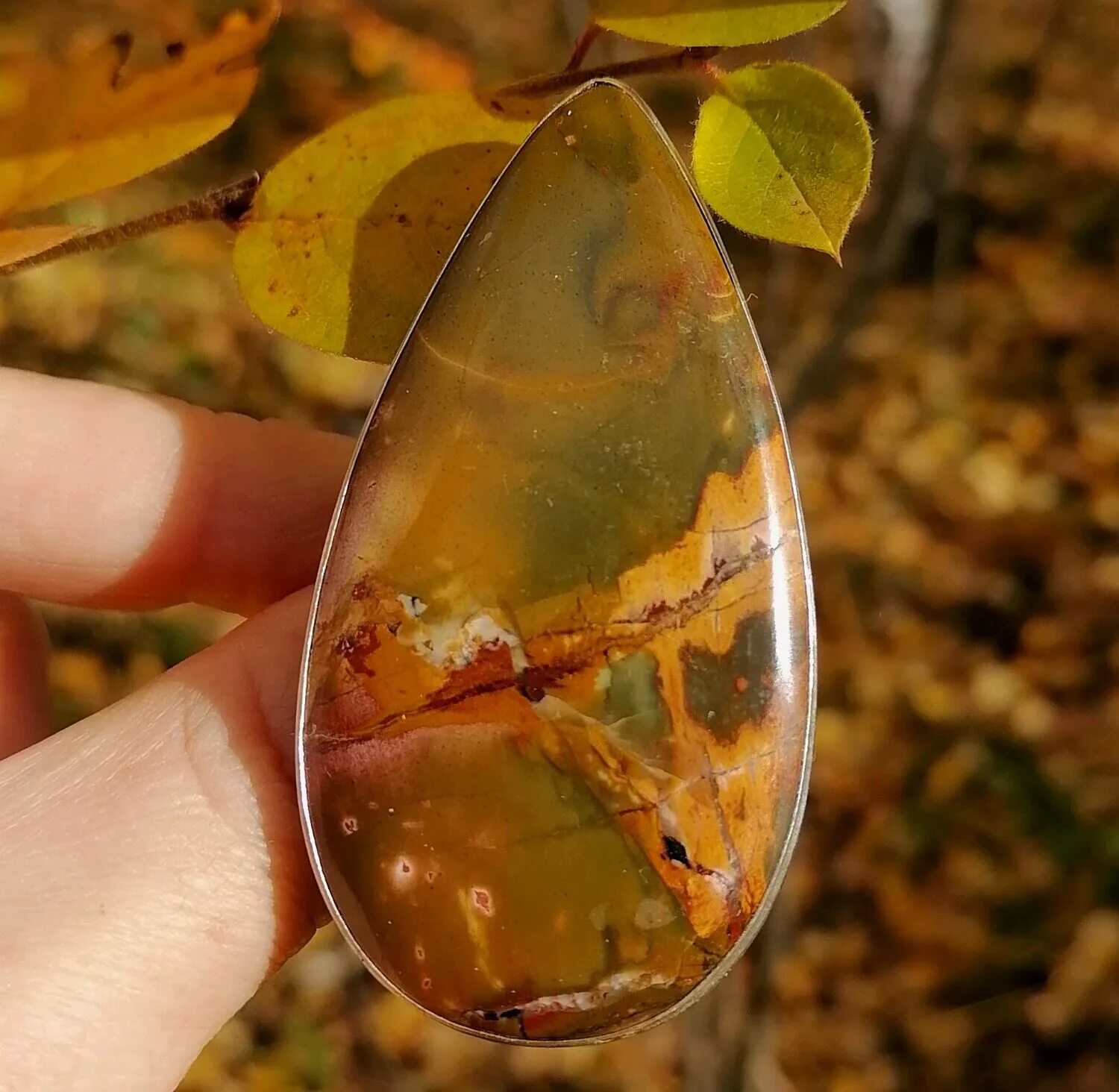 Венок лорел золотой. Золотая ветвь с яшмовыми листьями. Ветвь с яшмовыми листьями. Благородная ветвь с яшмовыми листьями. Яшмовая ветвь.