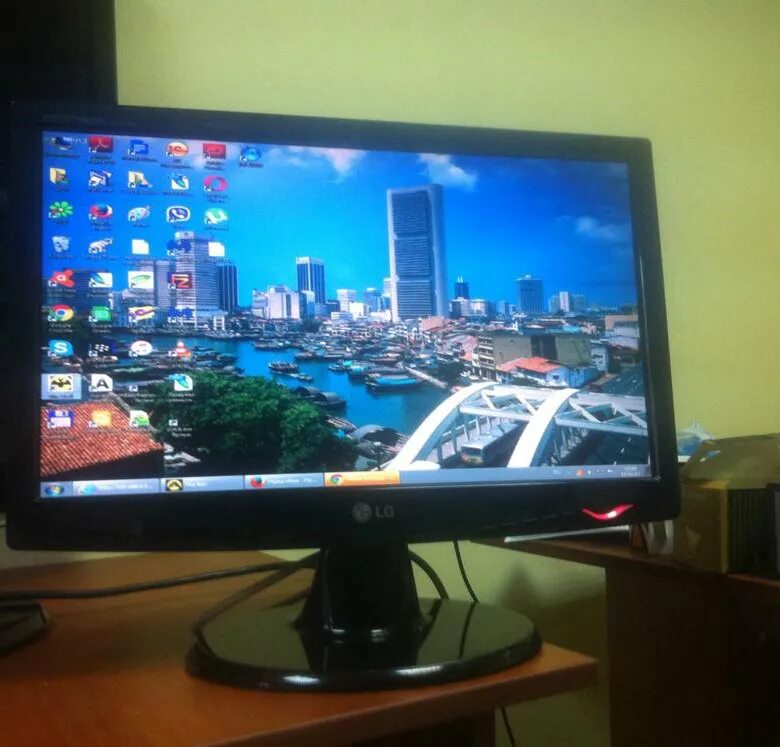 Lg flatron w2043se pf. Монитор lg flatron w2043se. flatron w1943se. lg flatron 1943s.