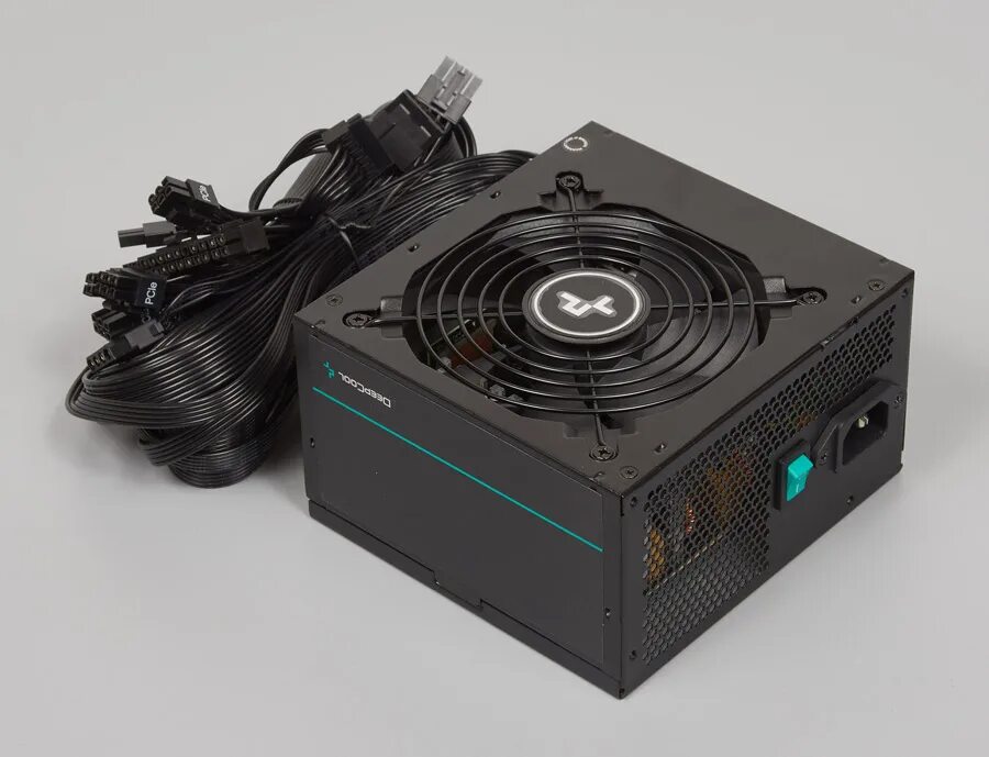 Pm 800. 800 вт deepcool pm800d. Deepcool блок питания 800w. Pm 800. Deepcool pk650d 650w.