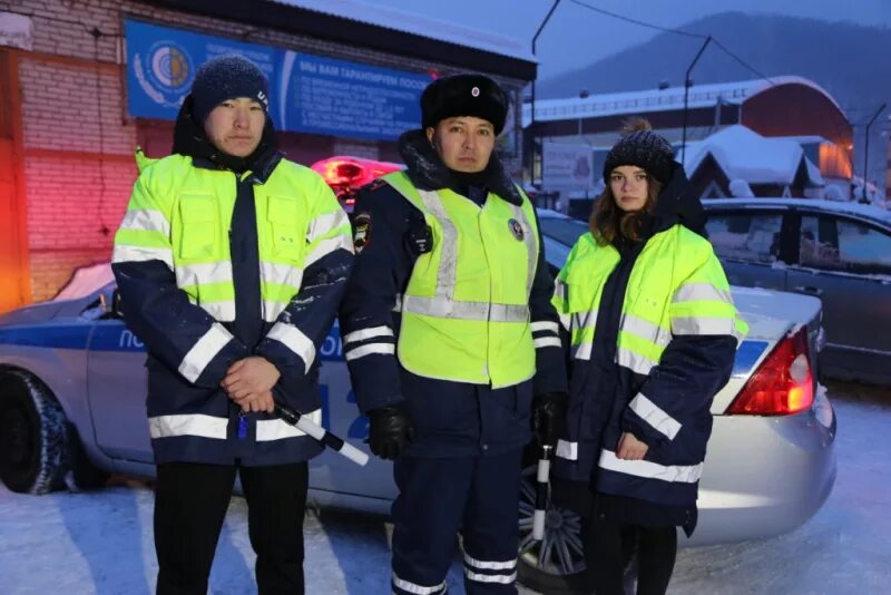 Скорая горно алтайск. Полиция Горно Алтайск. МВД по городу Горно-Алтайск. Учебный учреждение Горно Алтайск. Номер полиции в Горно Алтайске.