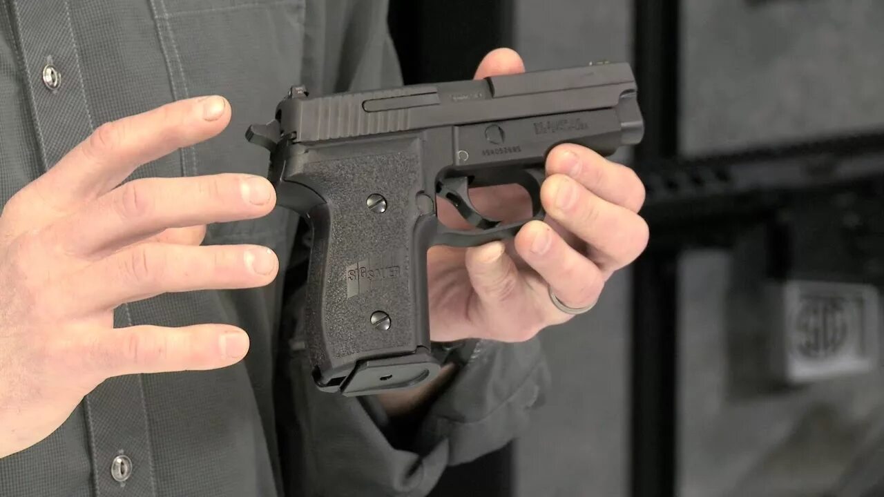 Sig 11. Sig m11-a1. зиг зауэр p228. m11-a1 compact. sig sauer p228 прицел.