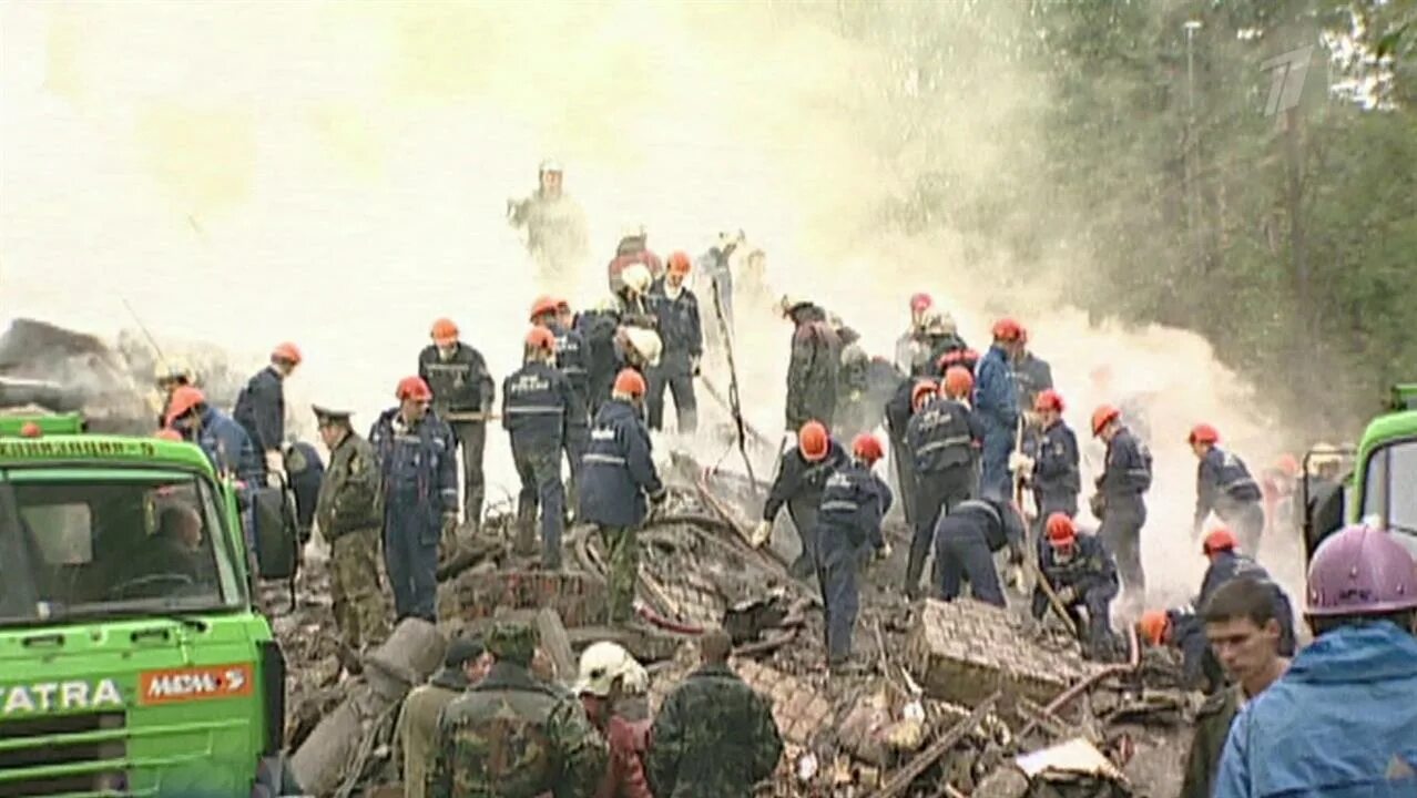 Новости 1 канал сегодня теракт. 13 Сентября 1999 Каширское шоссе. Каширское шоссе взрыв 1999. Теракт в Москве 1999 Каширское шоссе.