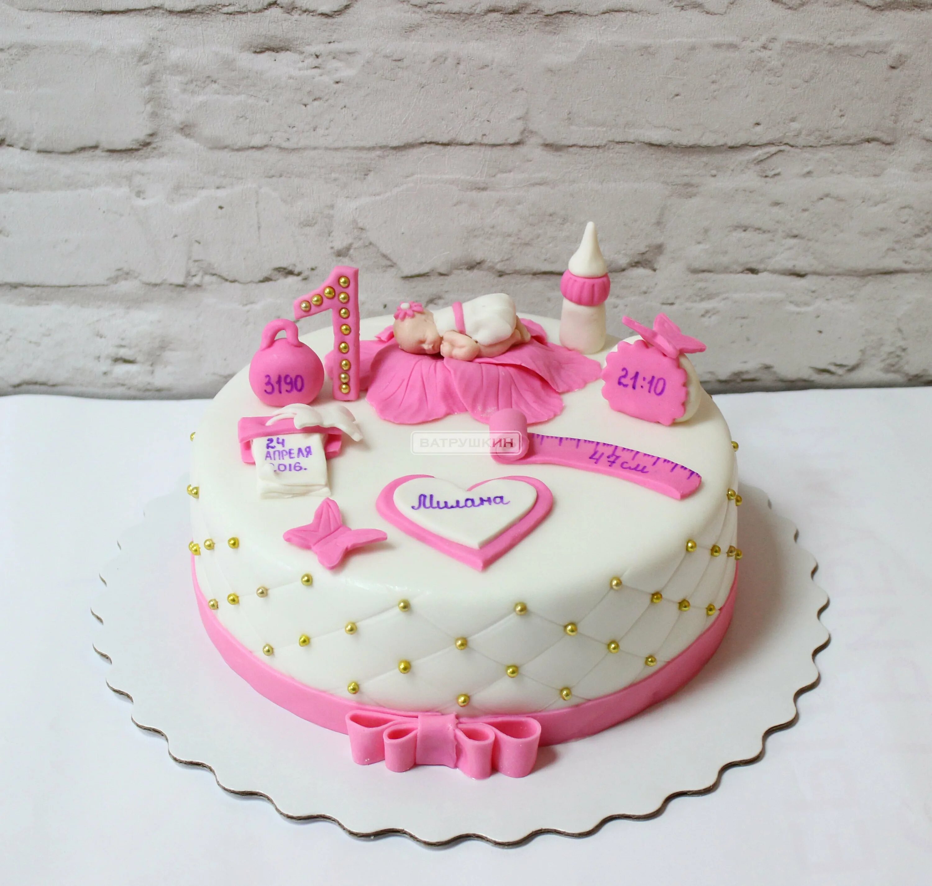 Торт для девочки годик на день рождения