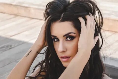 Valentina Vignali dimagrita: le foto Notizie.it.