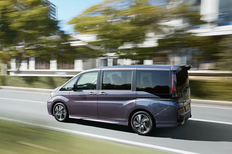 Honda stepwgn 4 поколение 2009 2012. Honda stepwgn modulo x. Honda stepwgn spada 2017. Honda stepwgn spada. Степвагон видео обзор.