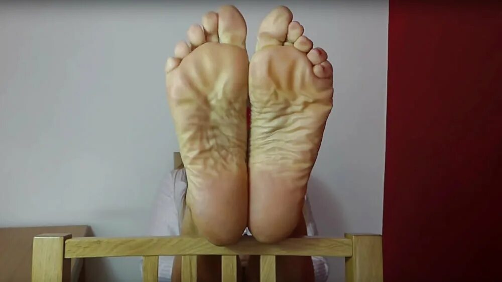 Foot slapping. Солес Феет 40 +. Lady Godiva feet. Леди Барбара soles. Lady Godiva soles.