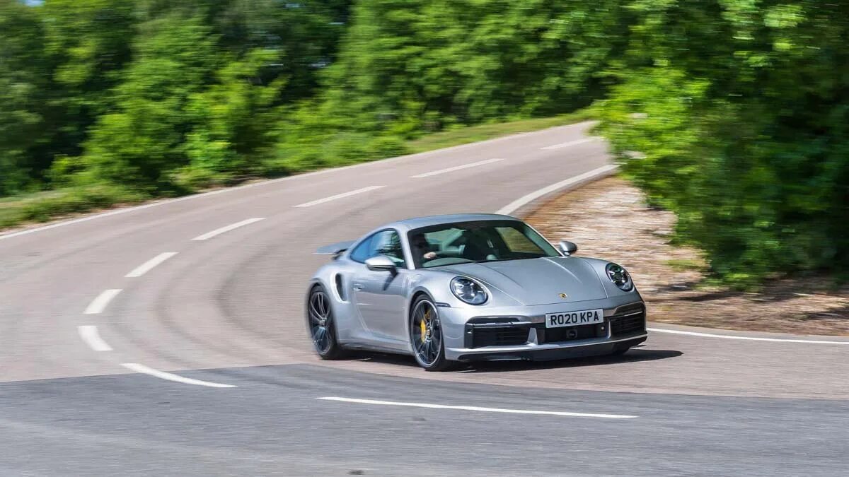 Порше 911 турбо с 2021. Fastest porsche 918. Porsche 911 carrera targa. Порше 911 turbo gt3 2022. Самый быстрый порше в мире.
