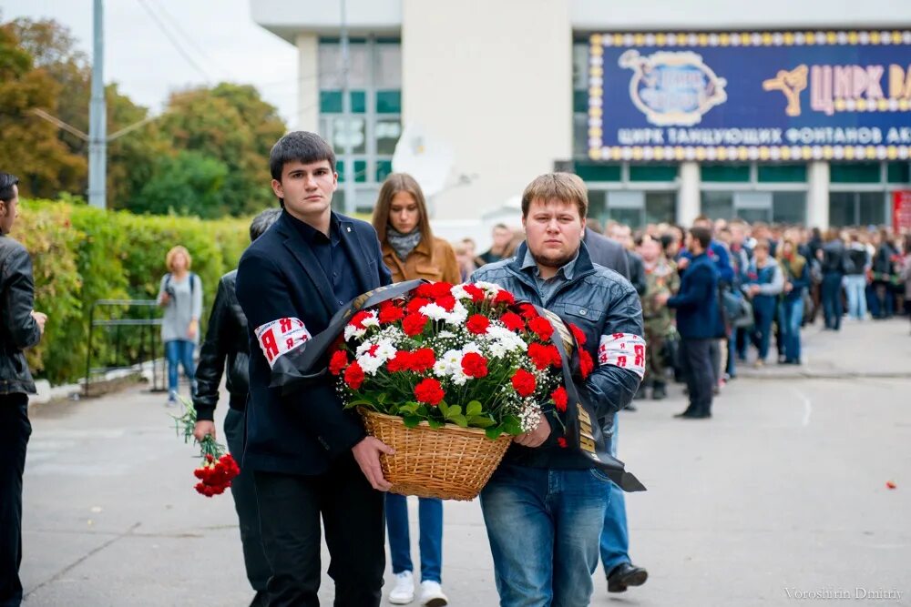 Студенты почтут память жертв теракта в Ижевске.