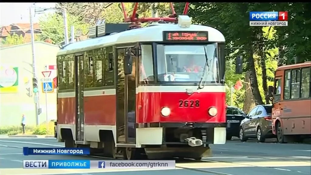 Движение трамваев 7 нижний новгород. Нижегородский трамвай. Вести Приволжье трамвай. Трамвай 17 Нижний Новгород. Нижний Новгород трамвай маршрут 17.