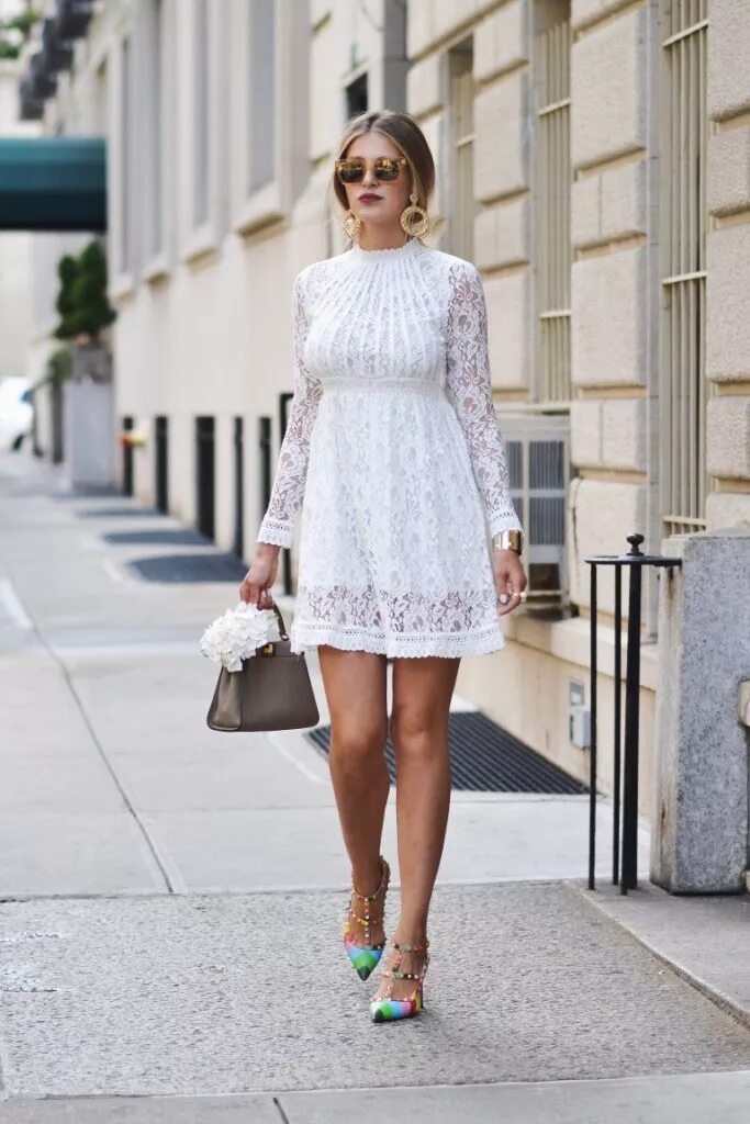 белое платье. платье с кружевом.