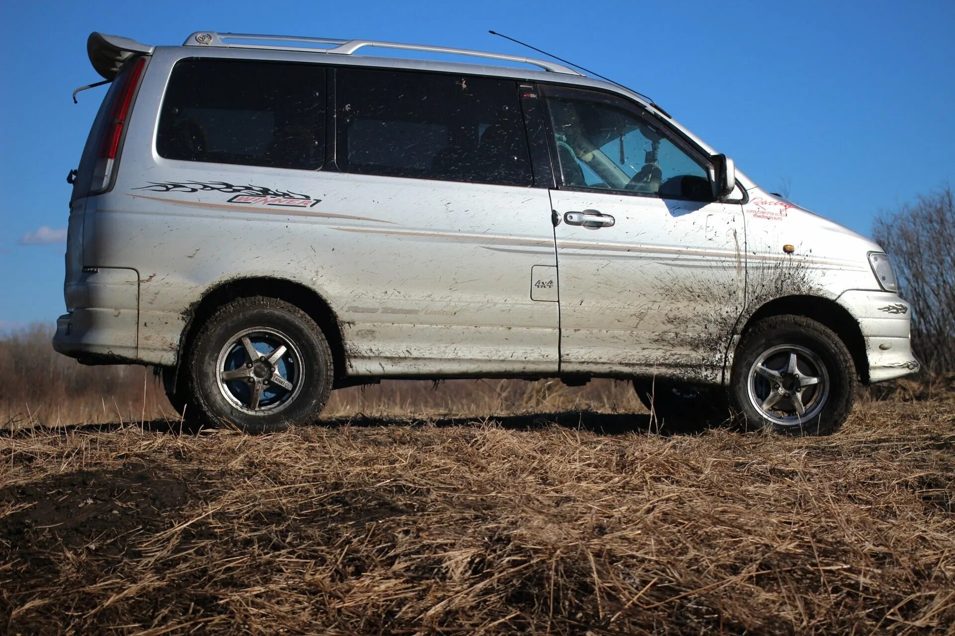 Тойота товн айс ноах. Toyota Town Ace Noah. Тойота Town Ace Noah. Тойота Таун Эйс Ноах. Тойота лит айс Ноах.