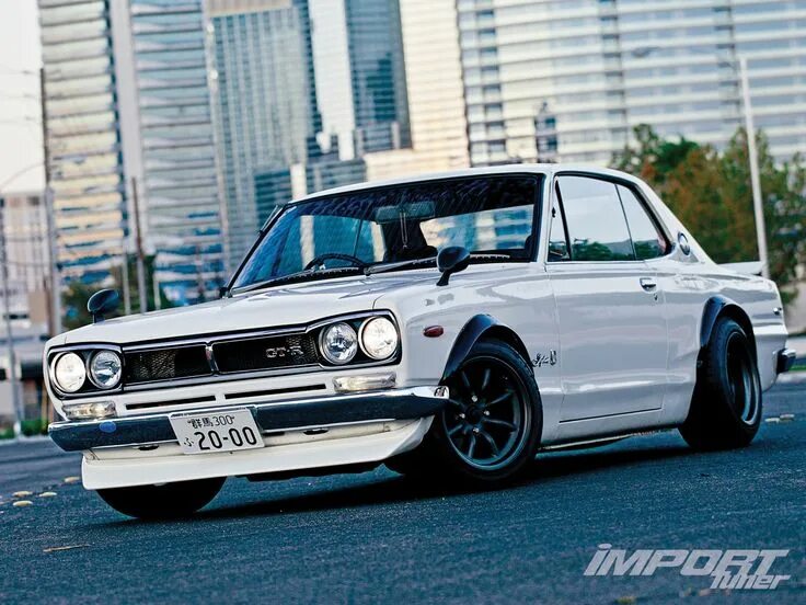 Nissan skyline 2000gt-r 1973. Ниссан гтр старый. Ниссан гтр старый. Nissan skyline 2000 gt-r. Ниссан гтр старый.