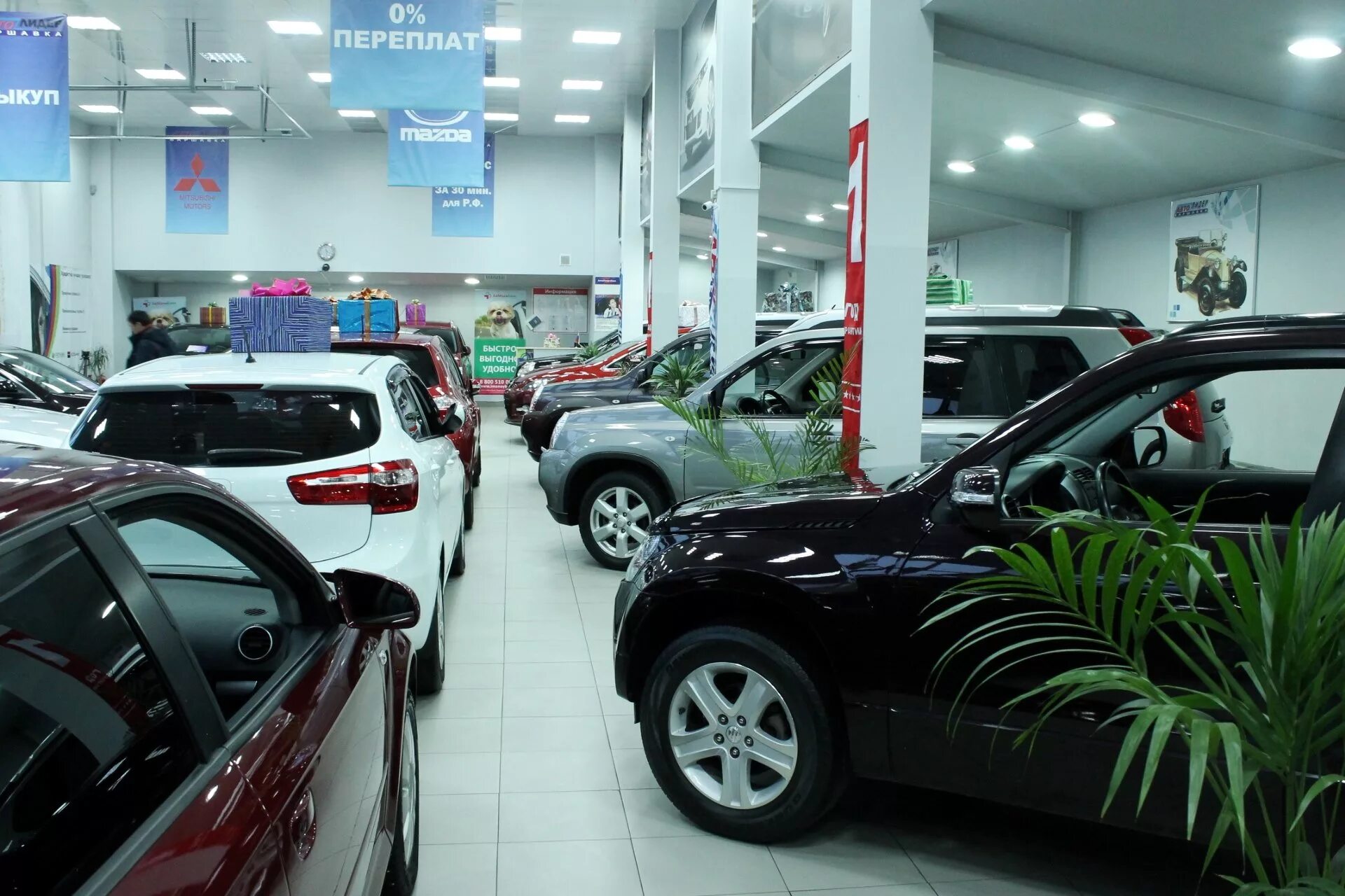 Автосалон на варшавском шоссе 170. Атлас авто варшавка. Варшавское шоссе 91 автосалон. Варшавская 91 автосалон авто. Автоград на варшавке.