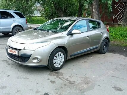 Рено 2011 года выпуска