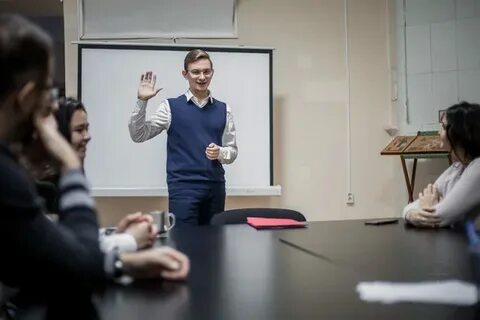Академия начало