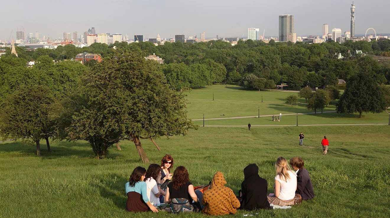 Примроуз Хилл Лондон. Лондон Primrose Hill, London. Regent's Park Primrose Hill. Риджентс-парку и Примроуз-Хилл в Лондоне. She s in the park