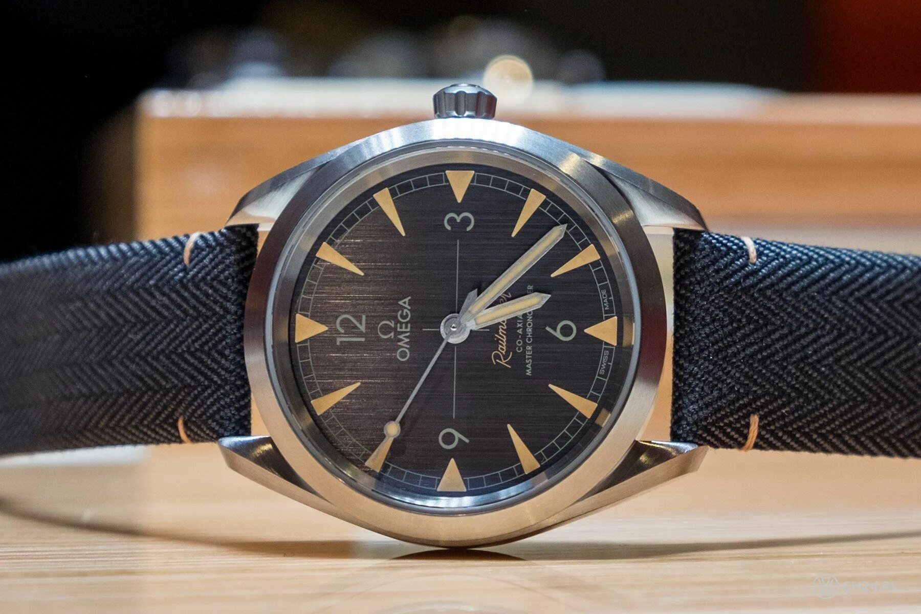 Omega railmaster. Часы omega seamaster aqua terra worldtimer. omega seamaster. omega seamaster aqua terra.