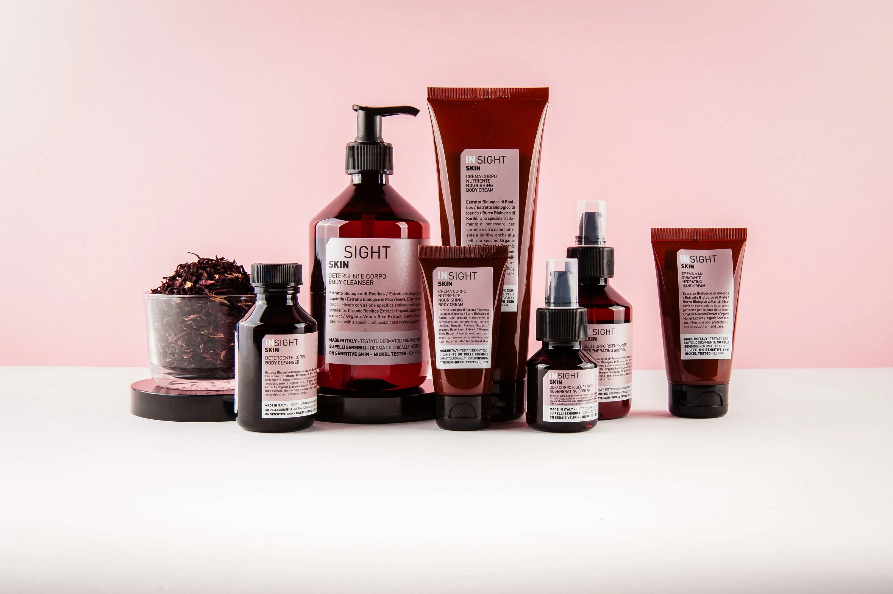 Insight. Insight. Инсайт. Инсайт логотип. Инсайт косметика для волос.