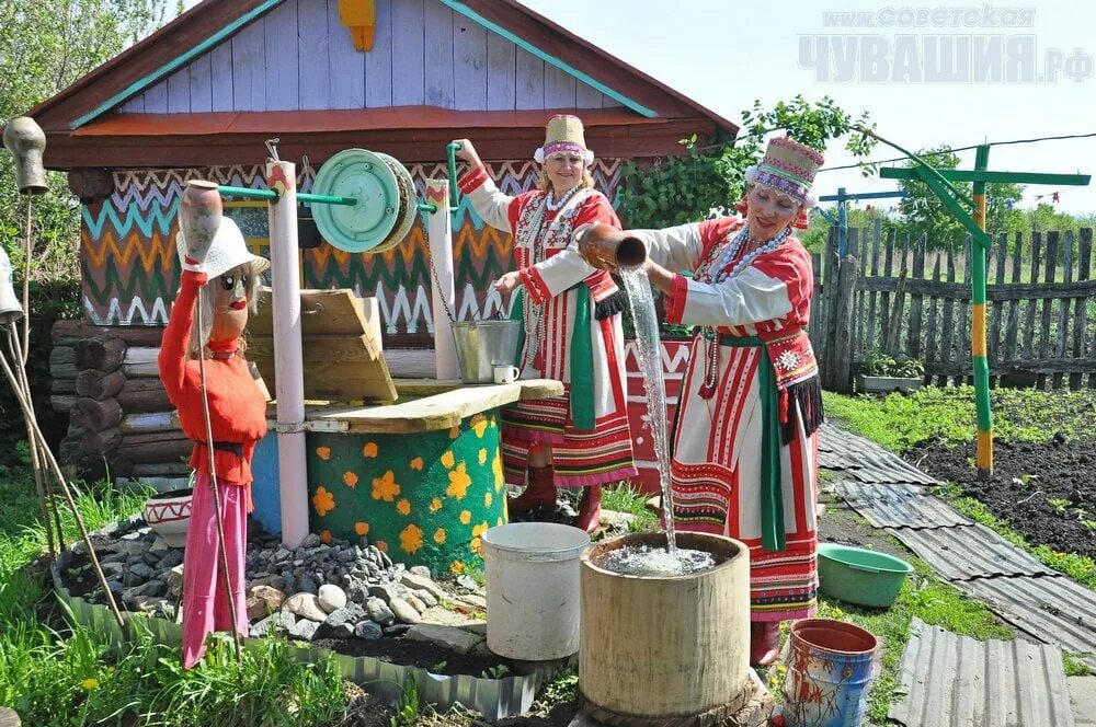 Чуклеме чувашский праздник. Этнический туризм в мордовском подворье. Комсомольский район акатуй. Белорус в поле. Занятия в чувашии.