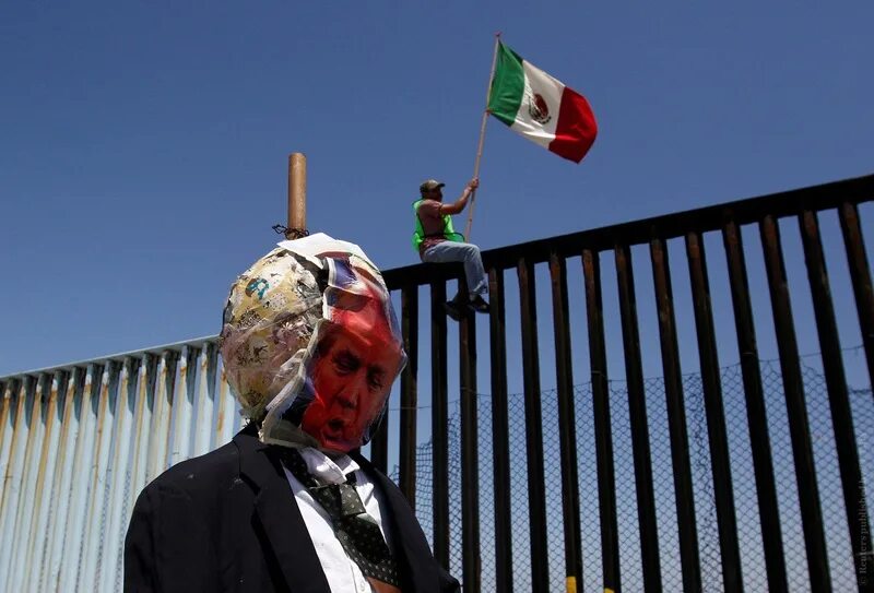 Мексикано американцы. Сша и мексика. Мексика американец. Мексика американец. Мексика американец.