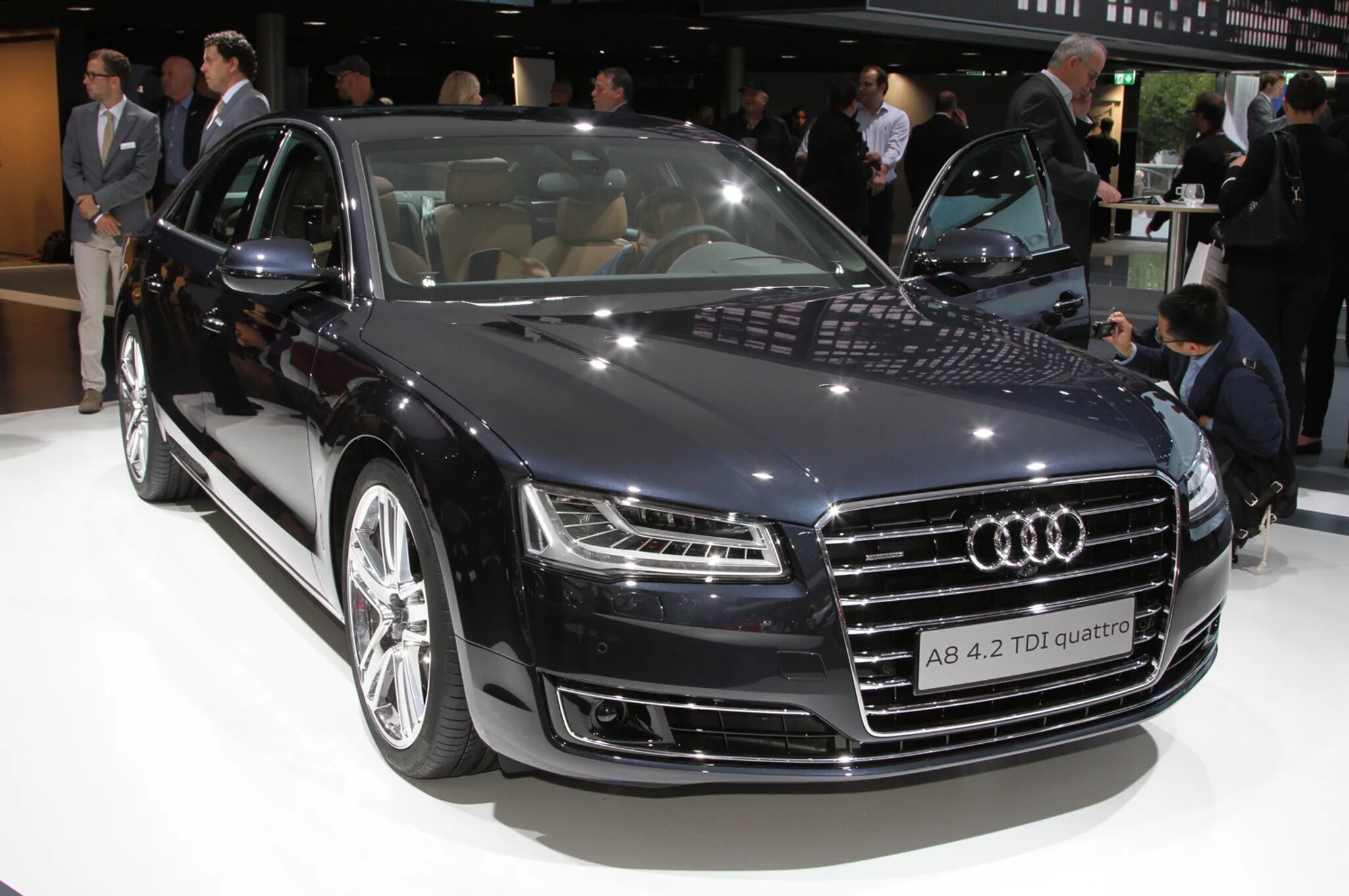 Ауди 2014 купить. Audi a8 2015. Audi a8 2014. Audi a8 2016. Audi a8l 2016.