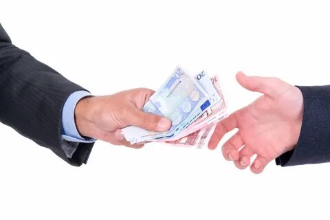 Денежный займ юридического лица физическому
