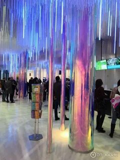 Аттракцион полет над москвой в парке зарядье