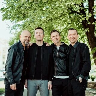 Group 2000