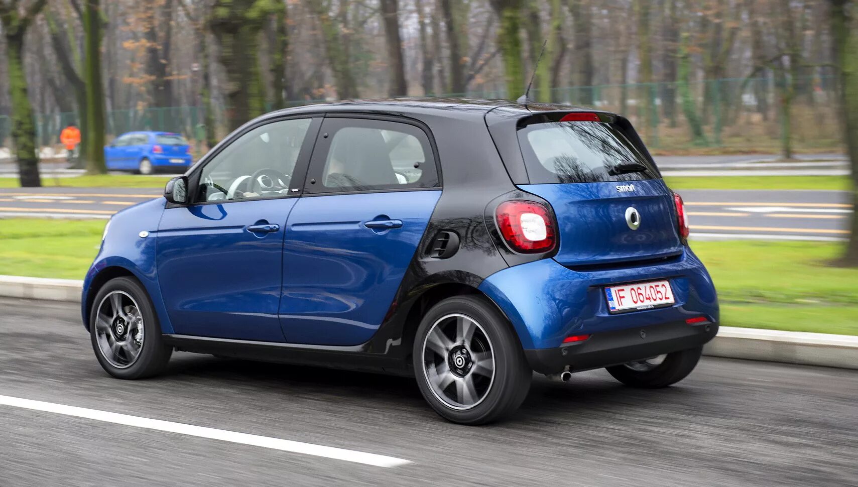 Смарт 2 лета. Smart Forfour 2022. Smart Forfour 2015. Smart Forfour 2016. Smart Forfour 2010.