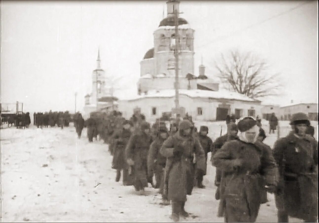 Борьба с немецко фашистскими захватчиками. Освобождение Боровска 1942 год. Боровск в 1942 году. Боровск оккупация.