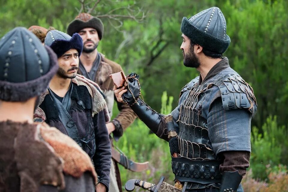воскресший эртугрул сериал. энгин алтан эртугрул. энгин алтан воскресший эртугрул. энгин алтан воскресший эртугрул. эртугрул турку.