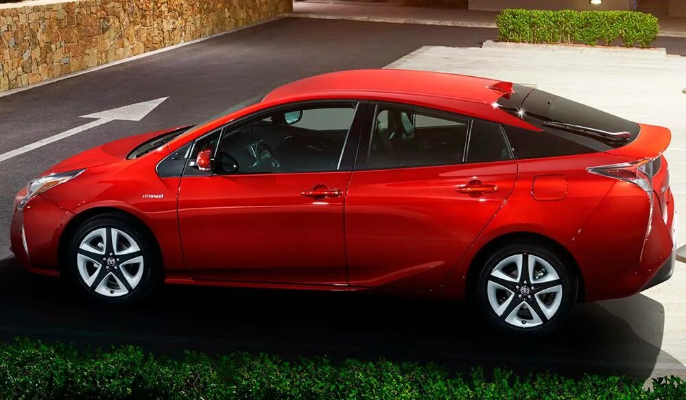 Toyota prius 4. Приус 50 кузов. Тойота приус 6 поколение. Toyota prius 4 поколения. Toyota prius (четвёртое поколение).