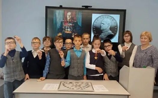 школа мартиросян верхняя пышма троение здания. школа имени мартиросяна. школа мартиросяна верхняя пышма. верхнепышминской школе-интернату им с. школа имени мартиросяна.