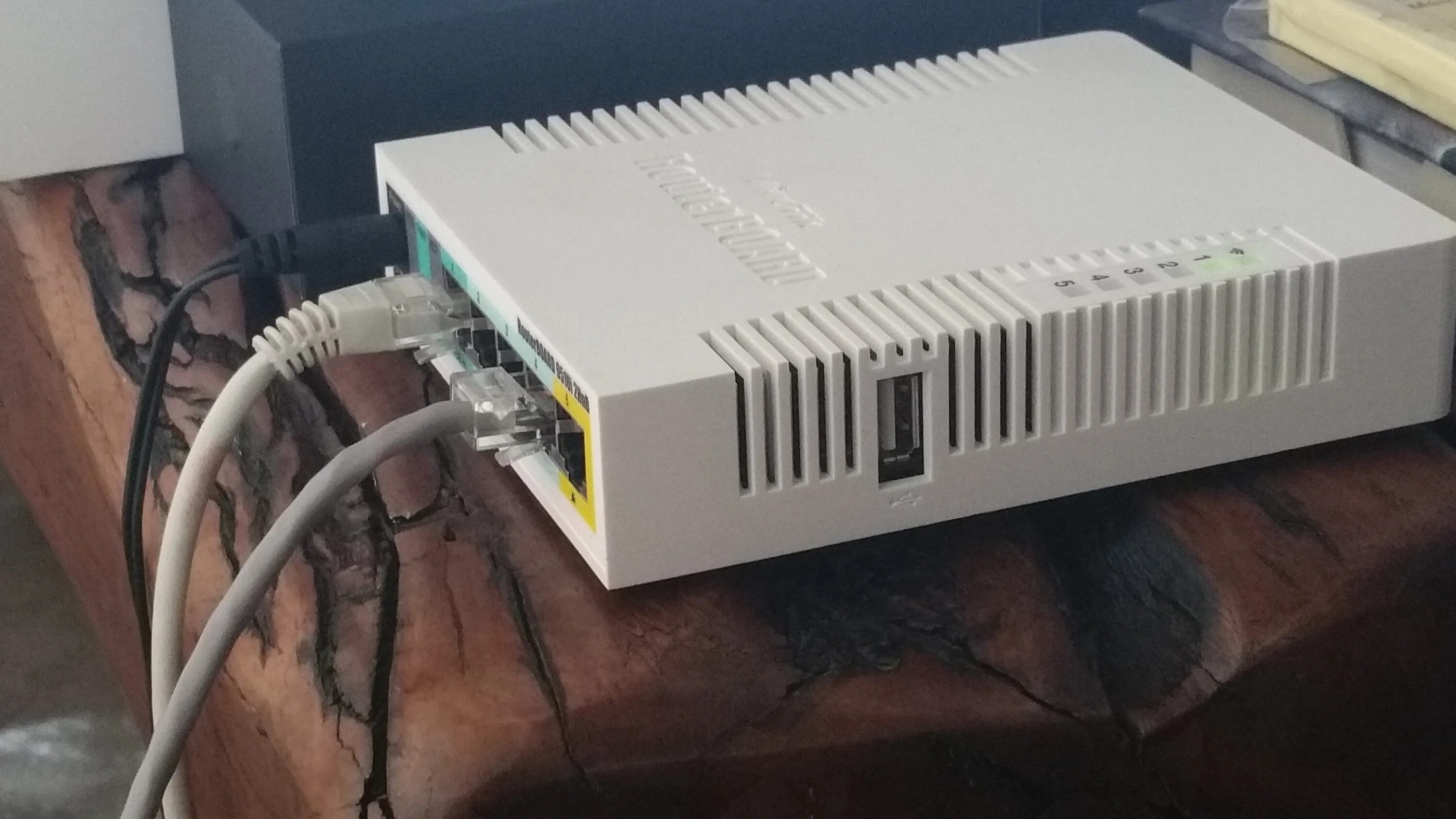 Mikrotik rb951ui 2nd. Mikrotik rb951ui-2hnd. mikrotik 951g-2hnd. mikrotik rb951ui-2hnd блок питания. rb951ui-2hnd.