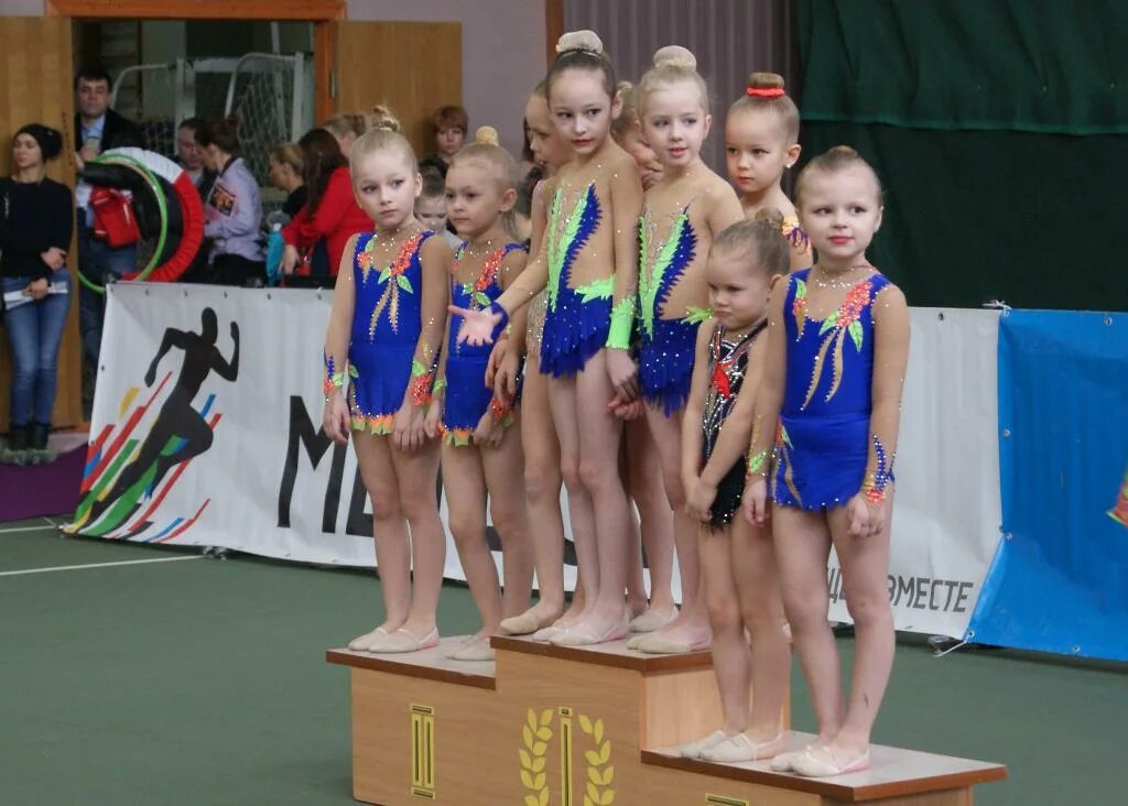 Художественная гимнастика жуковский. Центр спорта метеор, жуковский. Спортивная гимнастика жуковский. Команда метеорит художественная гимнастика. "жуковский гимнастика".