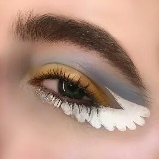 Angel make up
