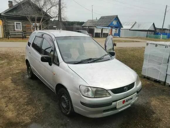 Тойота Спасио 1995. Тойота Королла Спасио 2005 года. Toyota Corolla Spacio 1998 двигатель. Королла Спасио 2009 года. Спасио 98 года