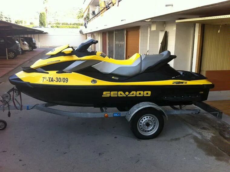 Sea-Doo RXT 255. BRP Sea-Doo RXT 2009. BRP GTI 90. Гидроцикл бомбардир RXT 255.