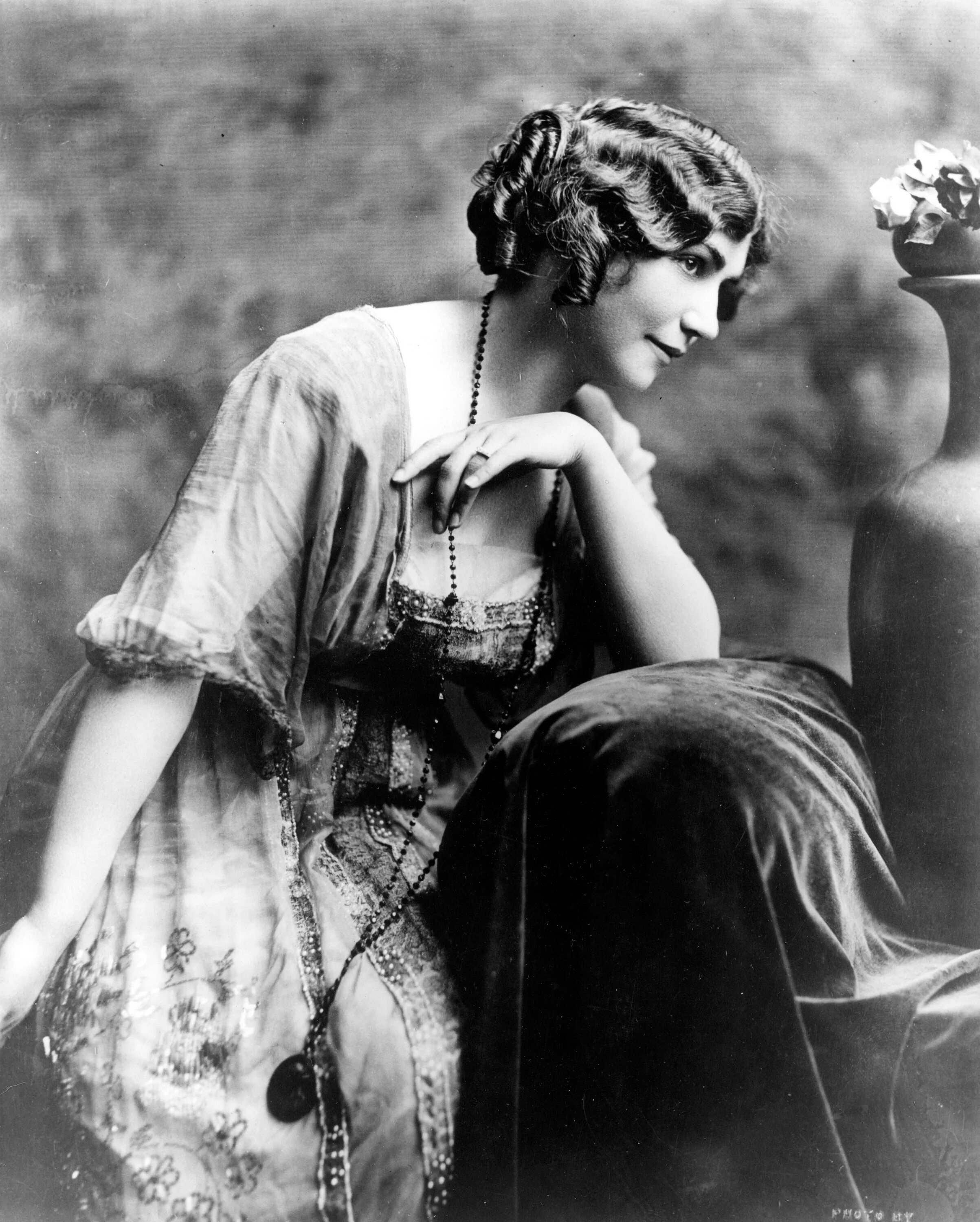 History of women. Women's history month. Суфражистки англия 19 век. Суфражистка 1900. History of women.