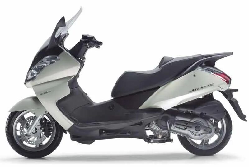 Скутеры модельный ряд. Априлия Атлантик 500 2002. Aprilia Atlantic 500 2003. Априлия Атлантик 500 2006. Априлия Атлантик 250.